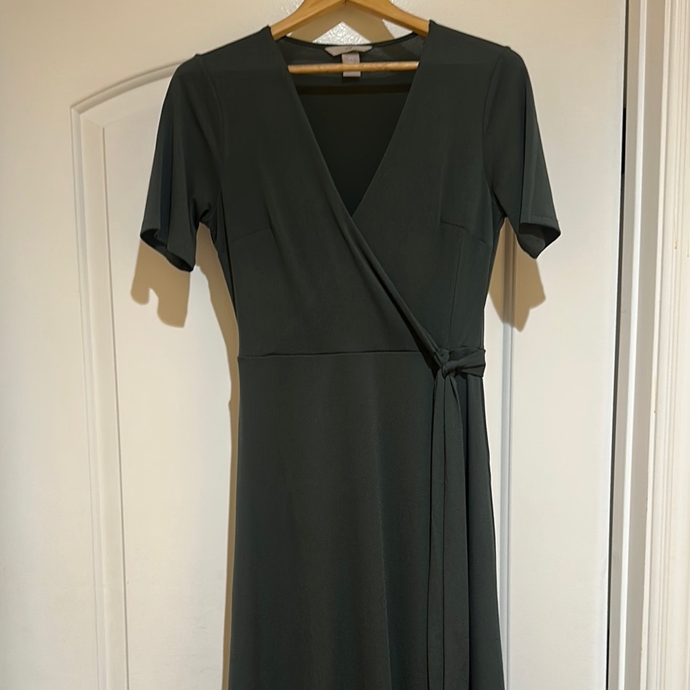 Elegant Dark Green Wrap Dress